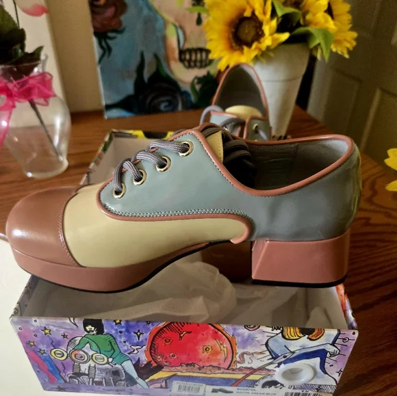 Jeffrey Campbell Platform Oxfords. 9M - Picture 3 of 4